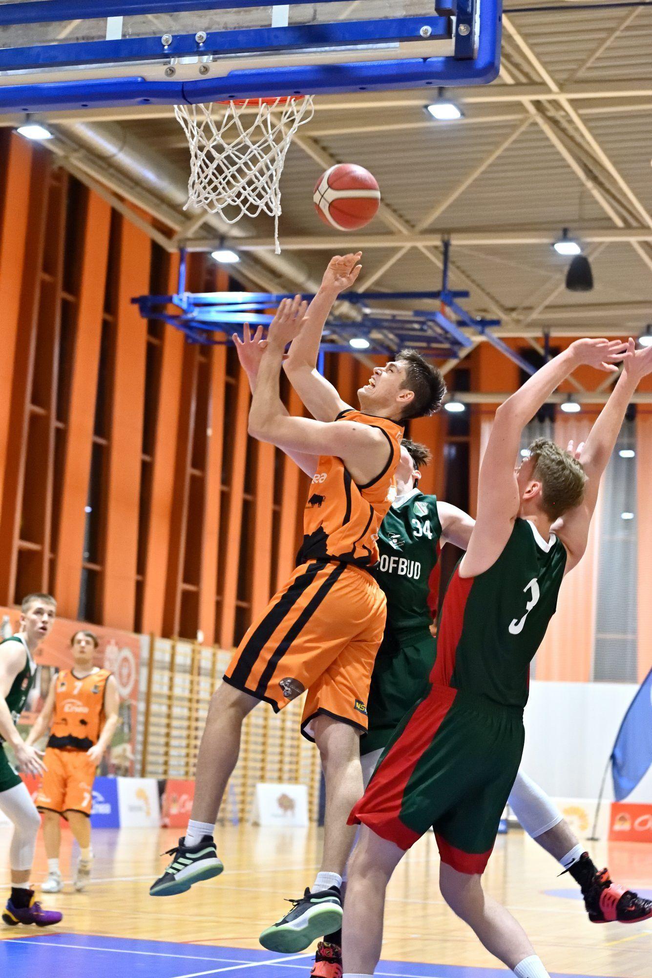 AZG_8173_5cf1585cb8.jpg